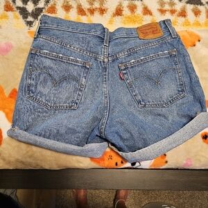 Levi Shorts! 501 Style Like-new!